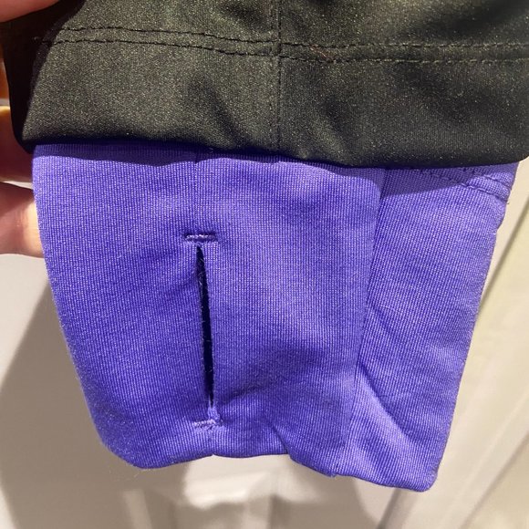 RUNNING ROOM WOMEN'S RUN JACKET - Picture 3 of 10